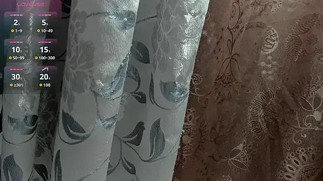 Freechat iamCharlotte19 on StripChat