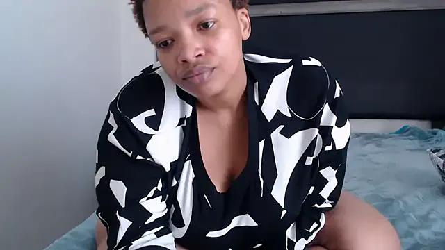 Freechat iamSunflower900 on StripChat