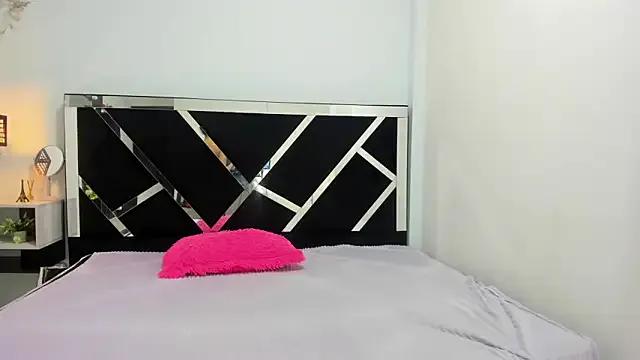 Freechat iisabella_noa on StripChat