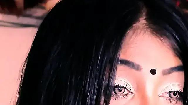 indian_dreamgirl on StripChat 