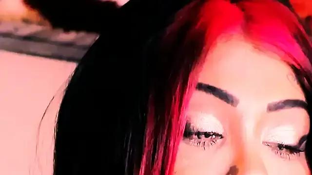 indian_dreamgirl on StripChat 