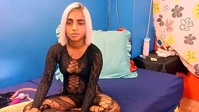 indiansumaya on StripChat