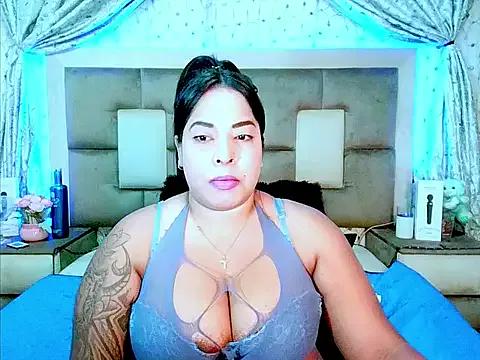 indiantopaz694u on StripChat