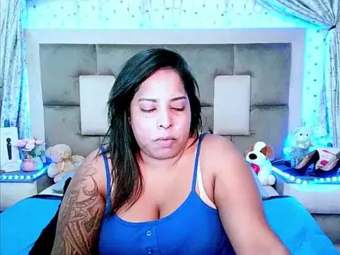 indiantopaz694u on StripChat