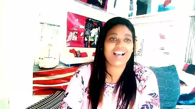 Freechat IndianYummy on StripChat