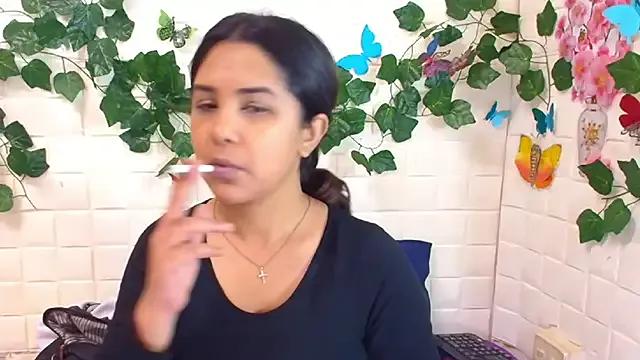 Freechat IndiaSexyStripper4u on StripChat