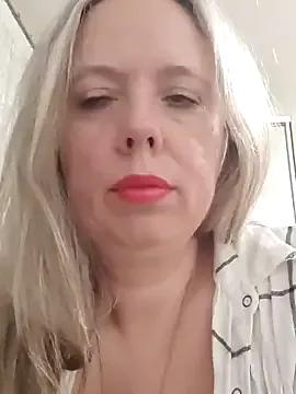 Freechat Irina3718 on StripChat