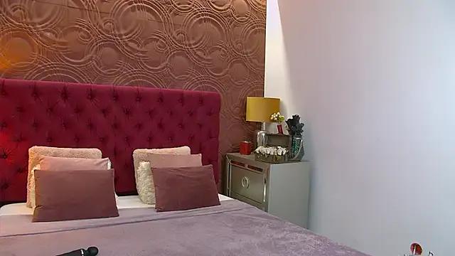 Freechat IrisMonn on StripChat