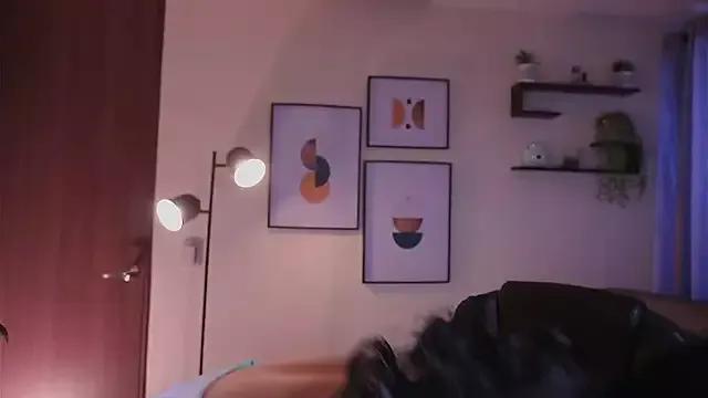 Isabella_dior — Make me cum while u fuck me in doggy 