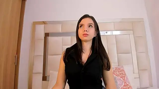Freechat isabella_gomez11 on StripChat
