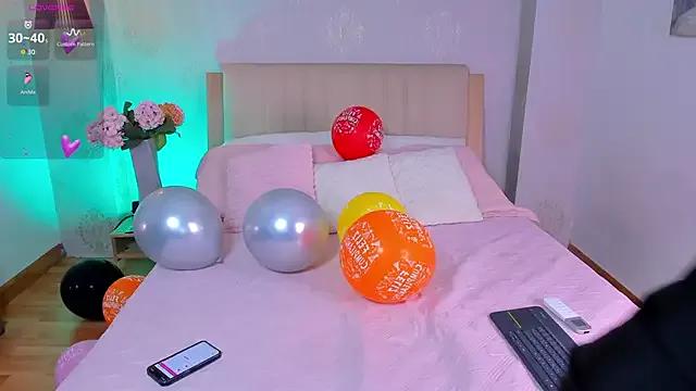 Freechat isabella_winkler on StripChat