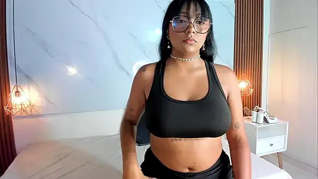 Freechat isabella_zc on StripChat