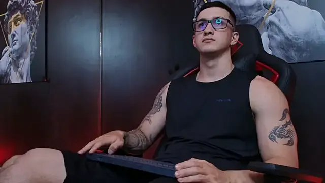 Freechat JacksonOlsenn on StripChat