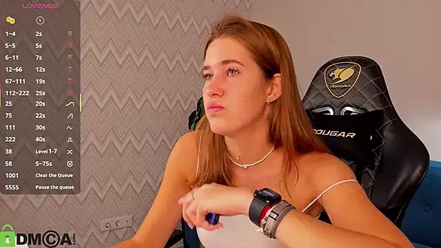 Jennifer_Wadee on StripChat 