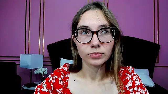 JessieJuss on StripChat 