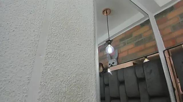 Freechat JESSYCORTES on StripChat