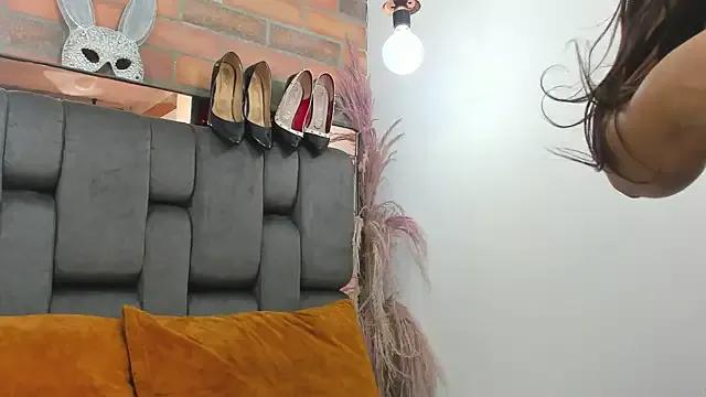 Freechat JESSYCORTES on StripChat