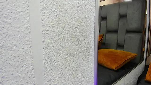 Freechat JESSYCORTES on StripChat