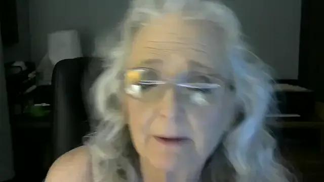 StripChat JoleneDelacroix is Private JoleneDelacroix — Make me take off my clothes + oil