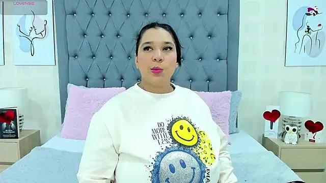 Freechat JoslinEvans on StripChat