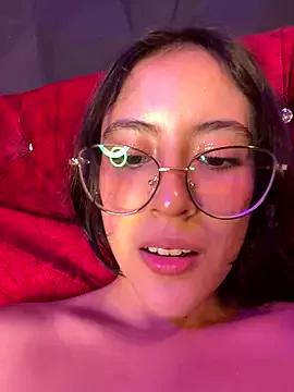 Freechat Juanita-Diaz on StripChat