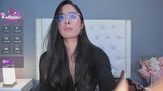 Freechat Julia_Martinez_ on StripChat