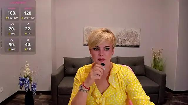 Julia_Wilsone on StripChat