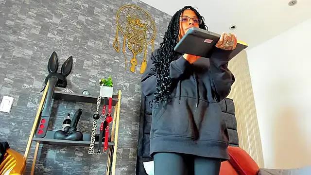 JuliaRose_ks on StripChat