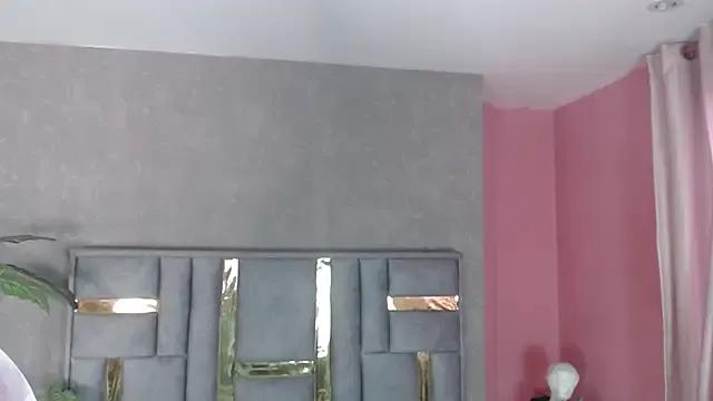 JuliaRose_ks on StripChat