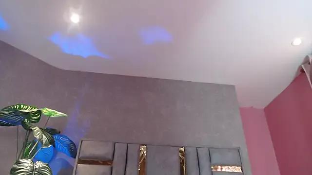 JuliaRose_ks on StripChat