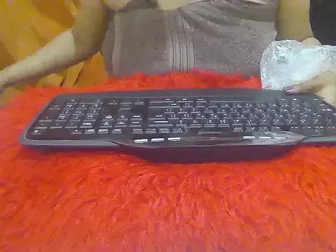 JulieJoe_ on StripChat