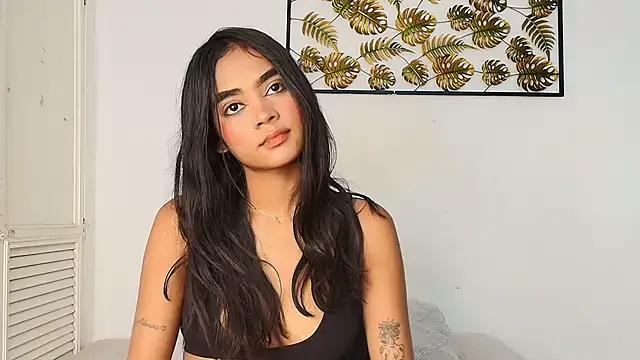 Freechat julieta_aguilar1 on StripChat