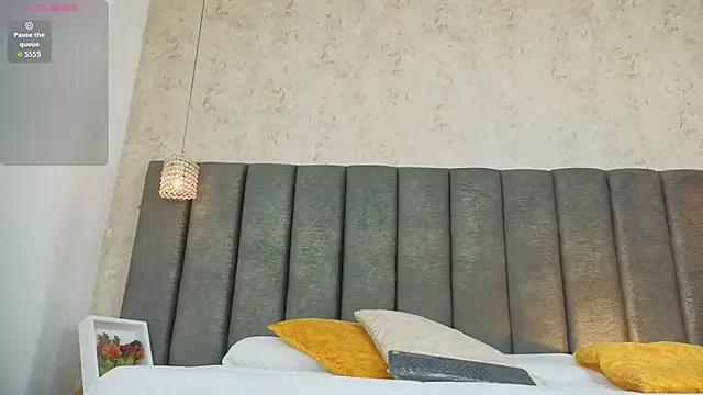 Julietaa_Miller — 10 Hard Spank Ass + Squeeze Ass