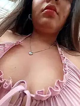 Freechat Julieth_hot-69 on StripChat