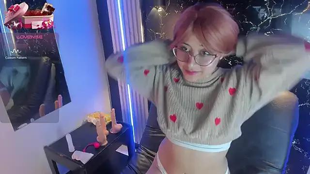 Freechat Juliexxxtasy on StripChat