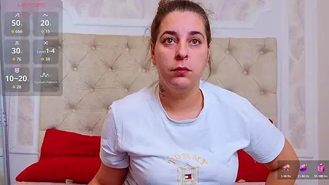 Avatar of KarinaNoir