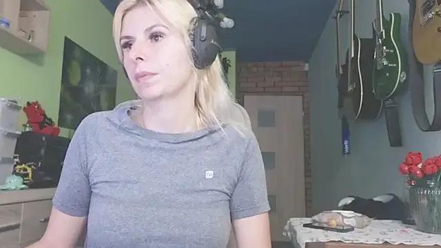 Freechat karmija on StripChat