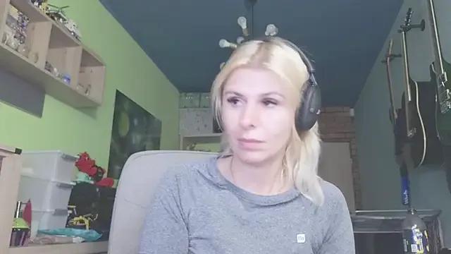 Freechat karmija on StripChat