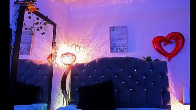 Freechat karol_rose on StripChat