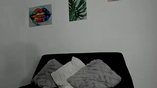 Freechat kassandra_james on StripChat