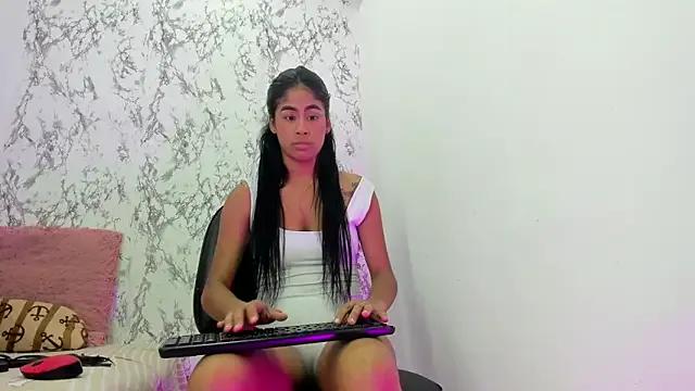 kataleyaAlenan — spank ass + kiss