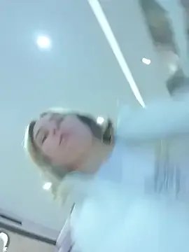 KateBurlesk on StripChat