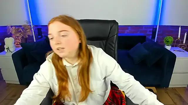 KattyRose8 on StripChat