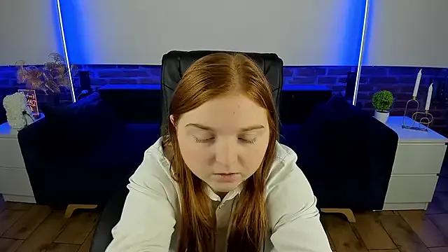 KattyRose8 on StripChat