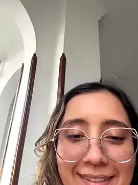 Freechat Kay_LustyWife on StripChat