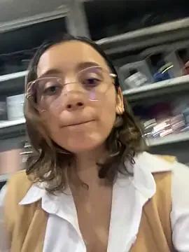 Freechat Kay_LustyWife on StripChat