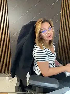 Private KellyBrooklyn_ on StripChat