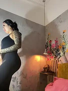 Freechat kiim_taaylor on StripChat