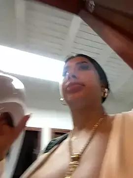 Freechat kiim_taaylor on StripChat