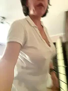 Freechat Kiramagic on StripChat